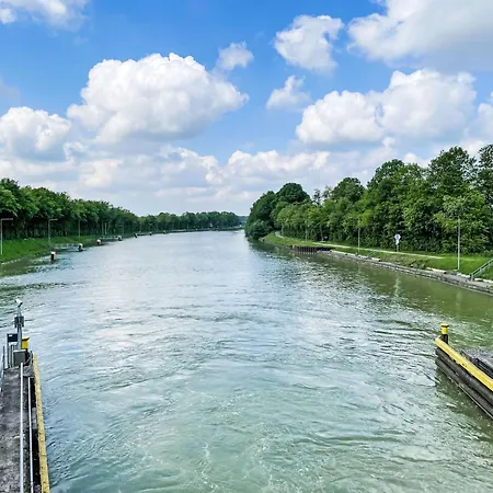 An Der Schleuse By Interhome